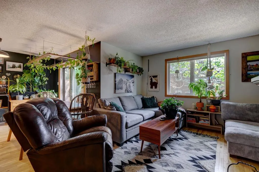 200 Three Sisters Drive, #105