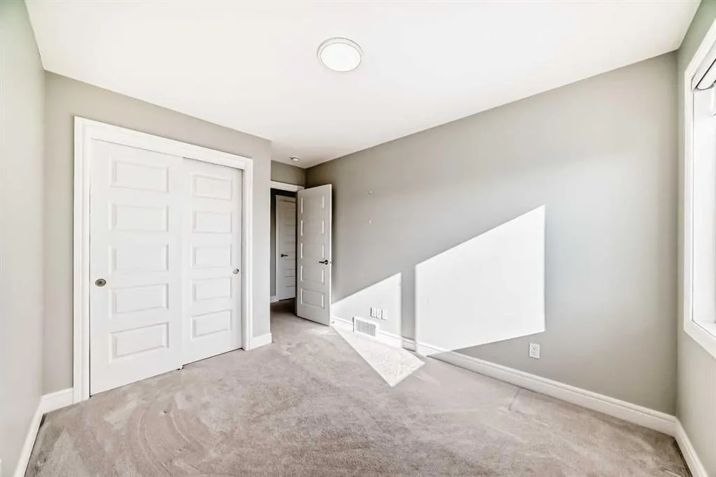 10060 46 Street NE, #411