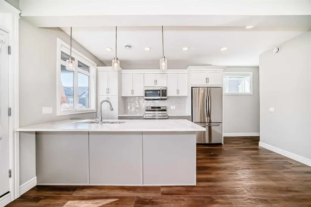 10060 46 Street NE, #411