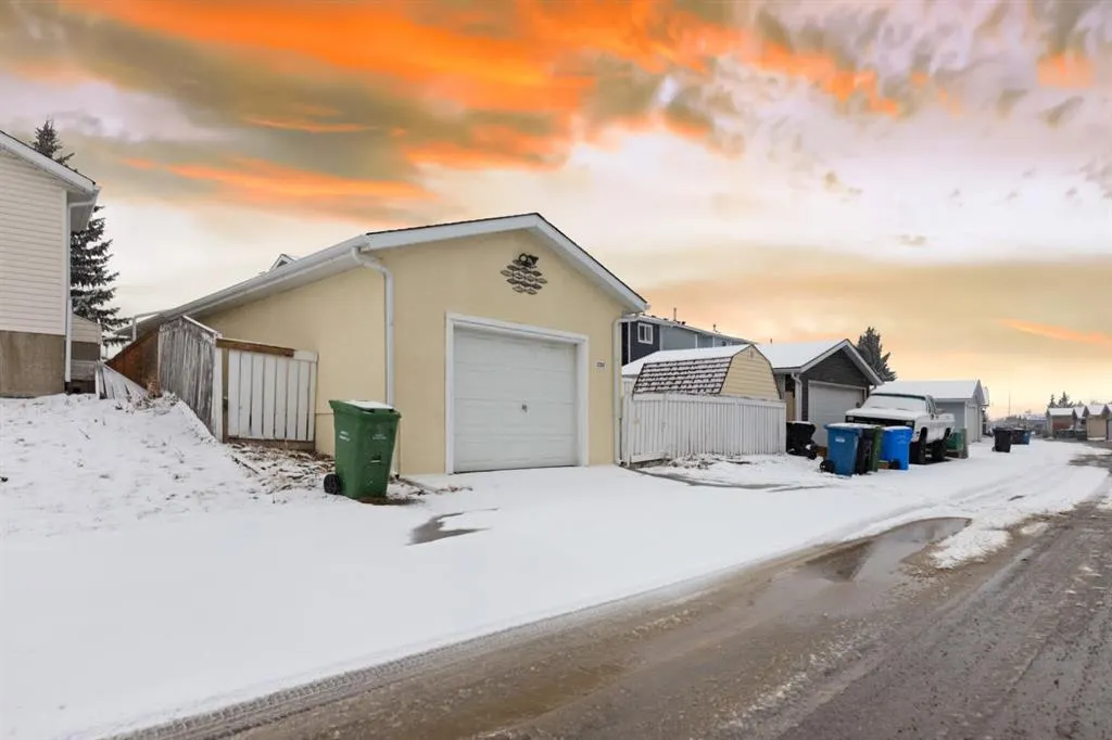 228 Taradale Close NE