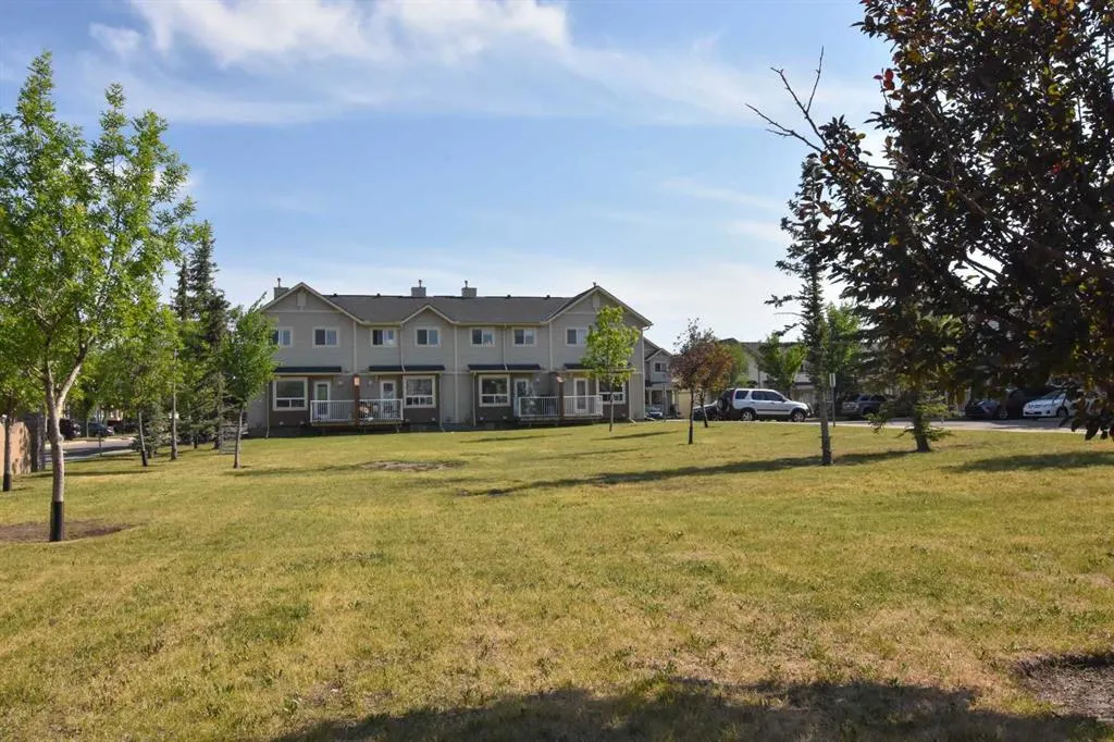 111 Tarawood Lane NE, #1602