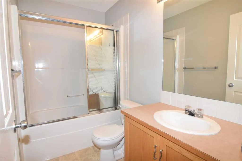111 Tarawood Lane NE, #1602