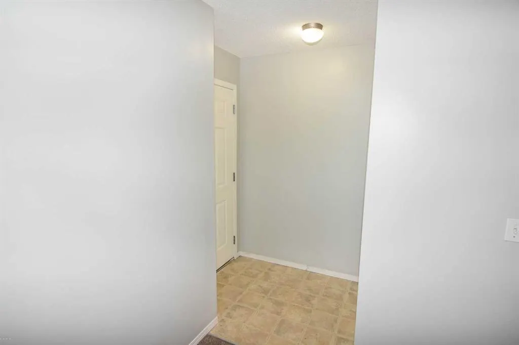 111 Tarawood Lane NE, #1602