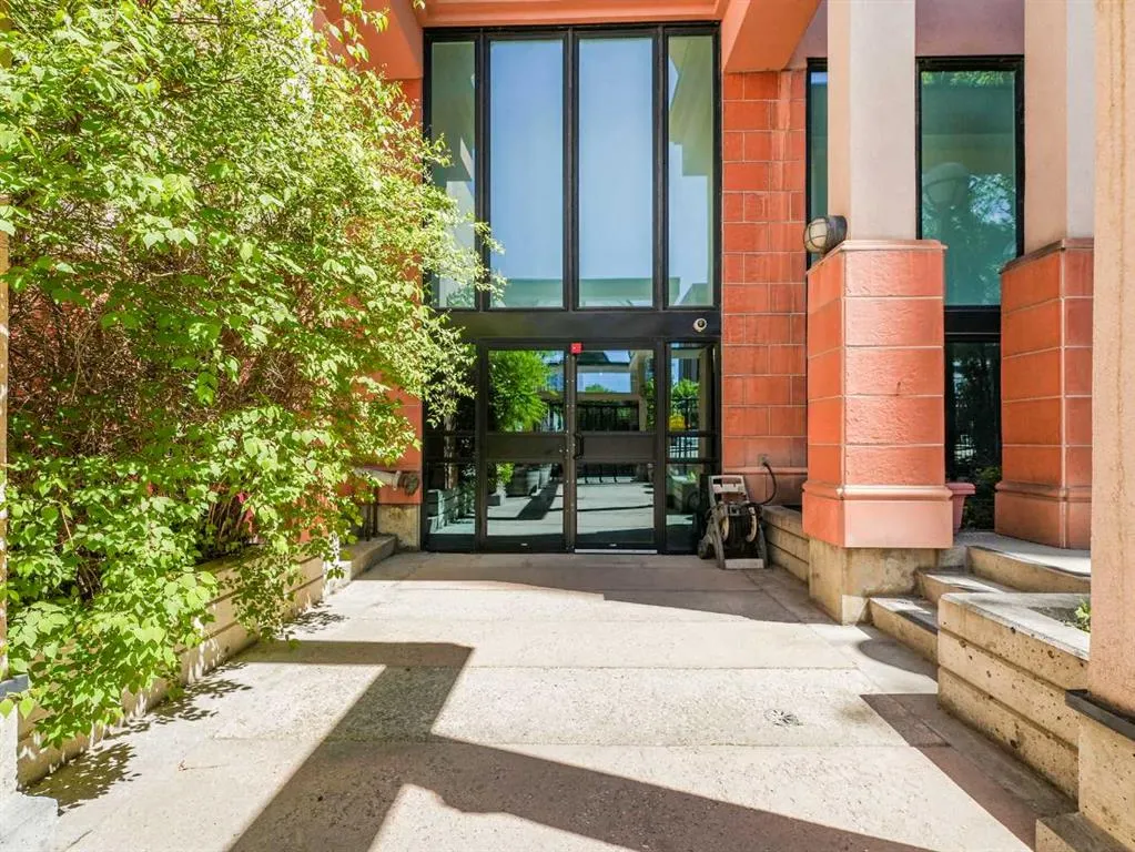 9939 109 NW, #1702