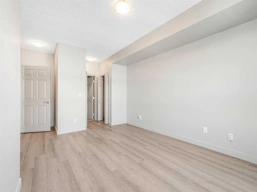 9939 109 NW, #1702