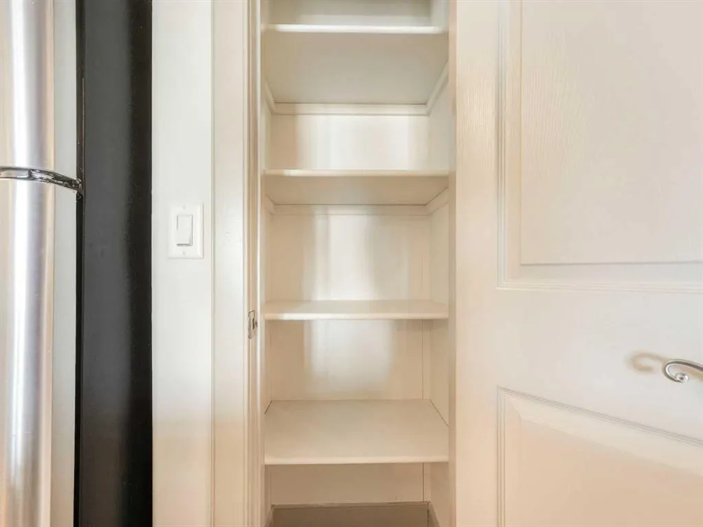 9939 109 NW, #1702