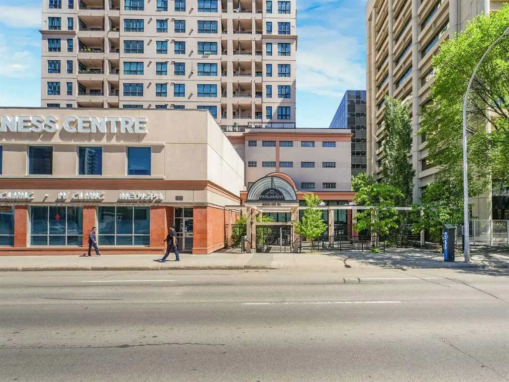 9939 109 NW, #1702