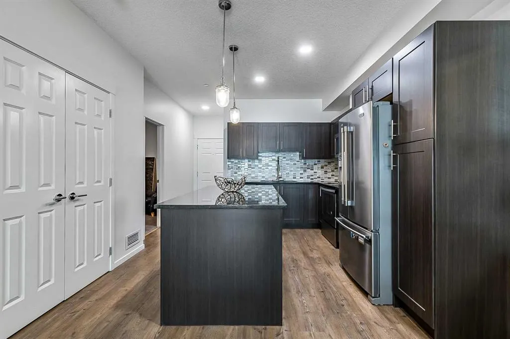 215 Legacy Boulevard SE, #3104