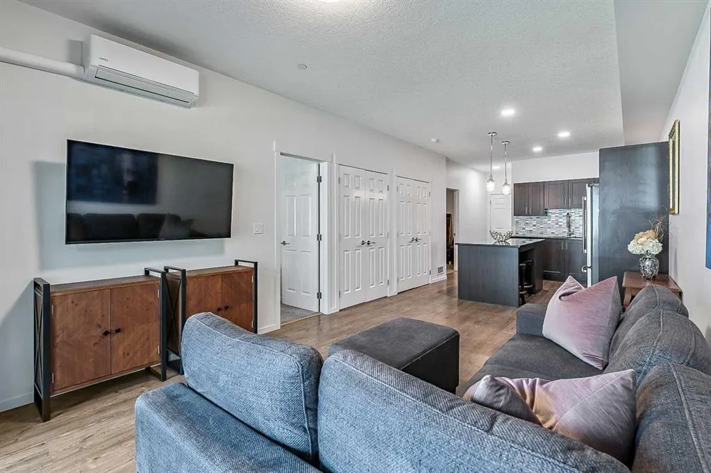 215 Legacy Boulevard SE, #3104