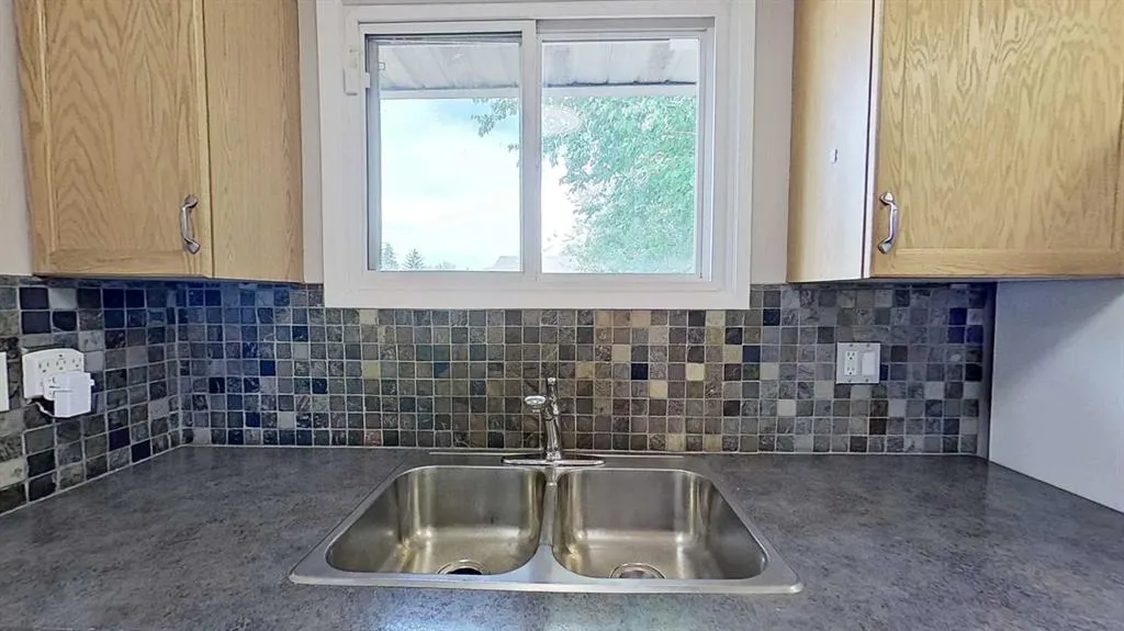 105 Fonda Court SE