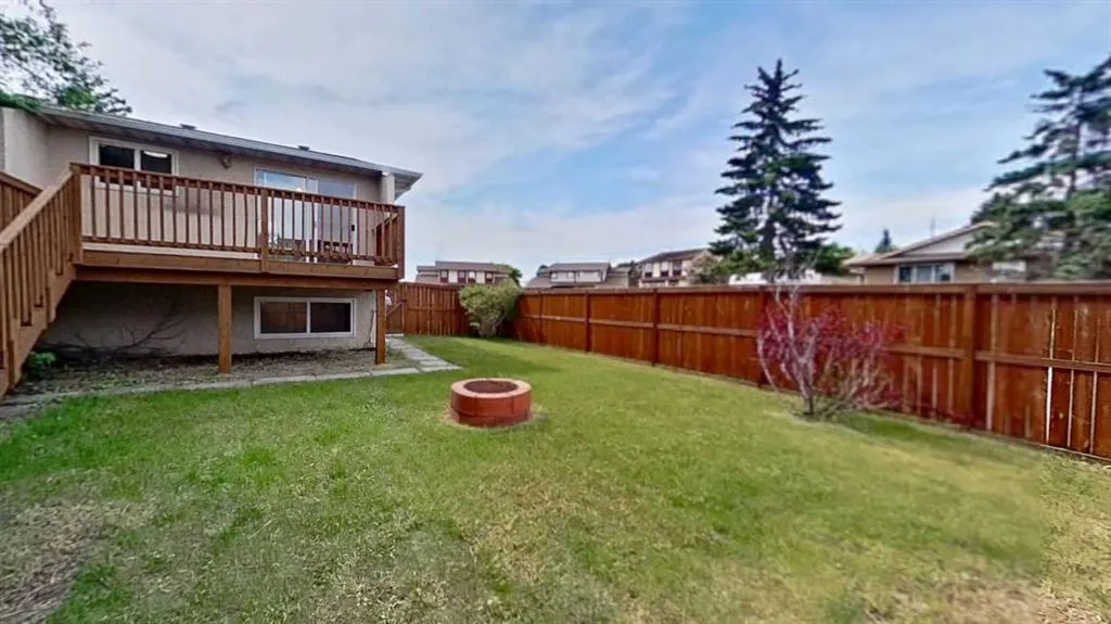 105 Fonda Court SE