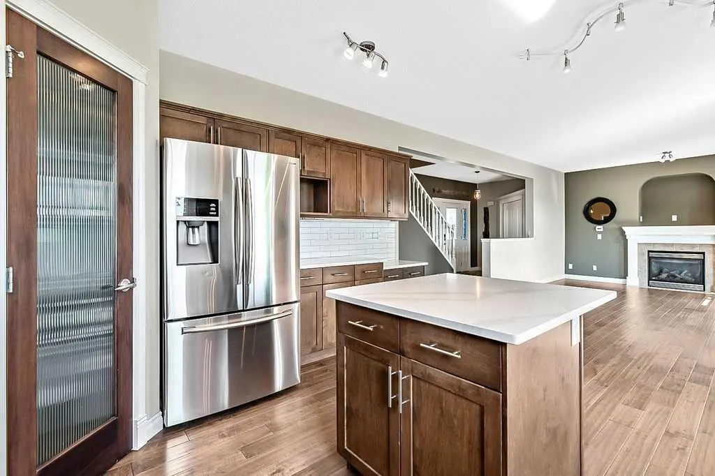 521 Westmount Close