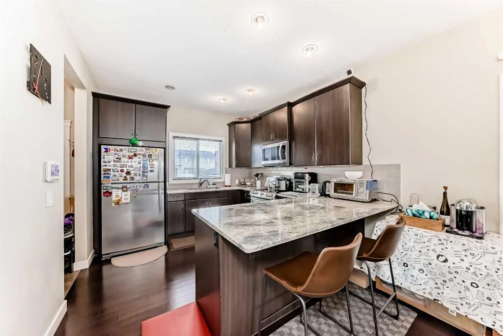 29 Redstone Common NE