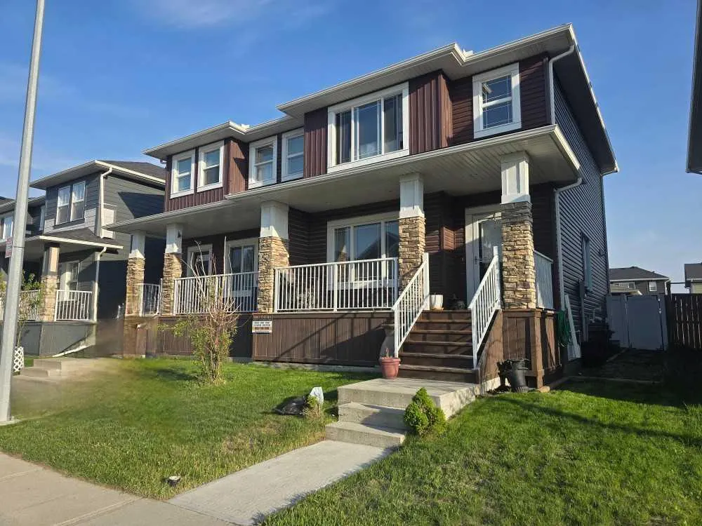 29 Redstone Common NE
