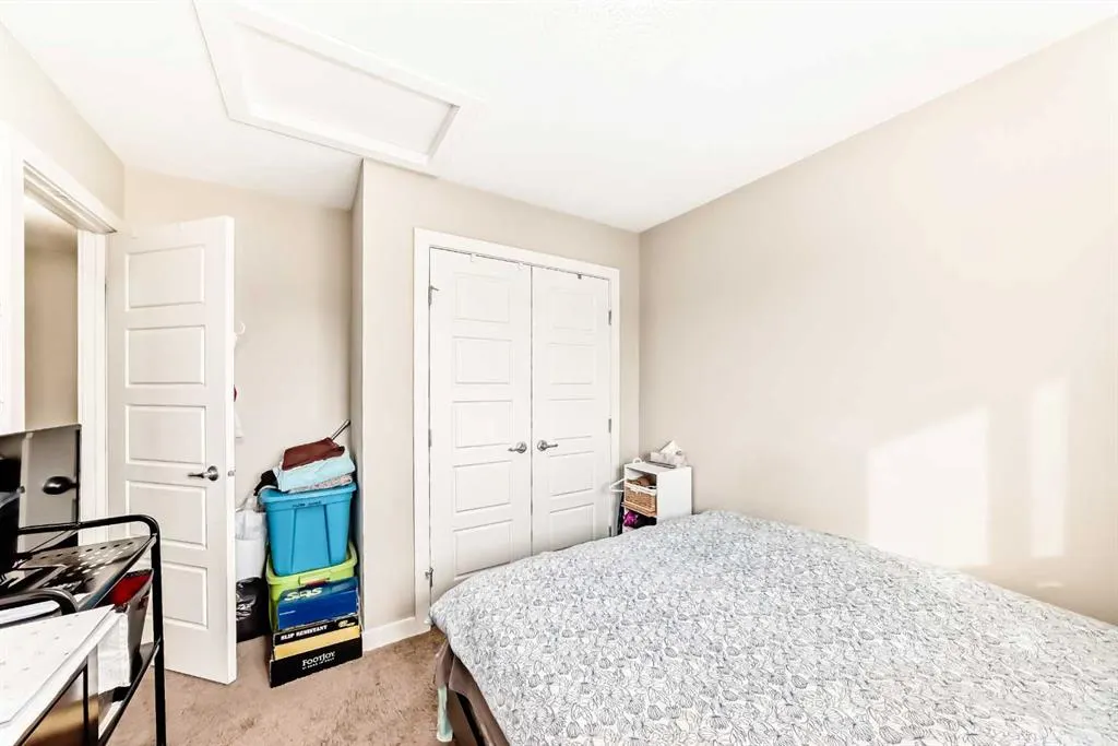 29 Redstone Common NE
