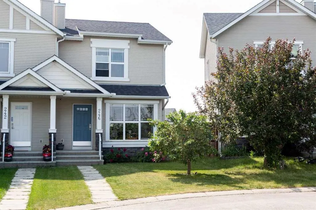 246 Cramond Court SE