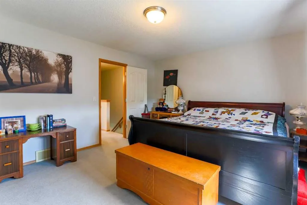 246 Cramond Court SE
