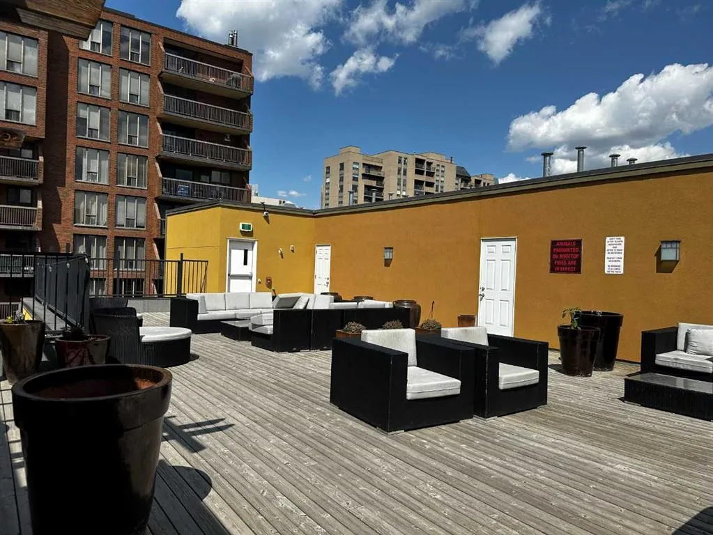 1000 15 Avenue SW, #105