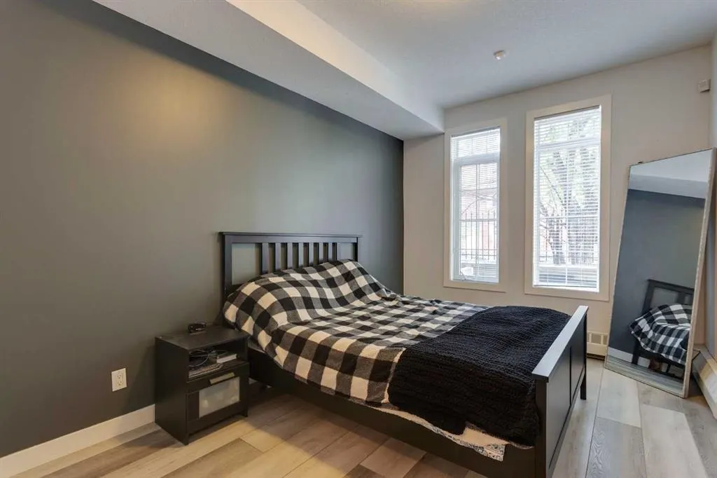 1000 15 Avenue SW, #105
