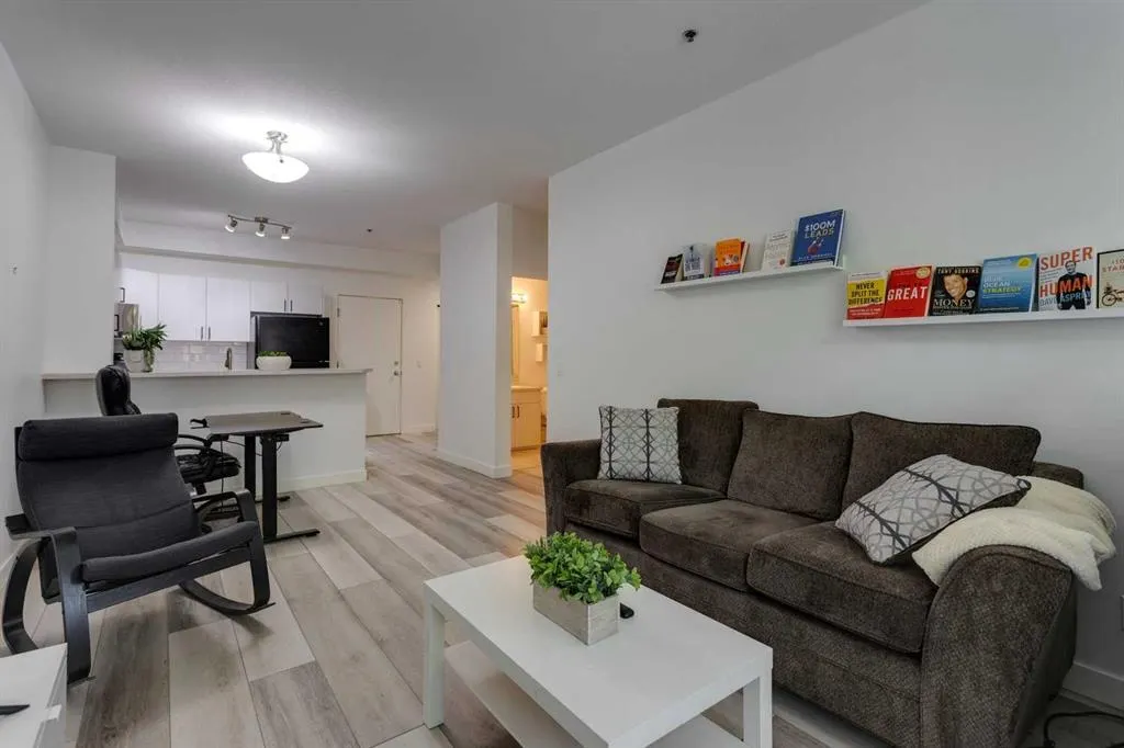1000 15 Avenue SW, #105
