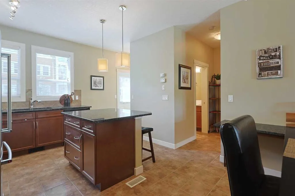 505 Evanston Square NW