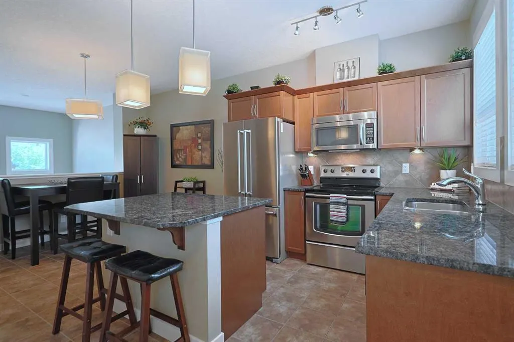 505 Evanston Square NW