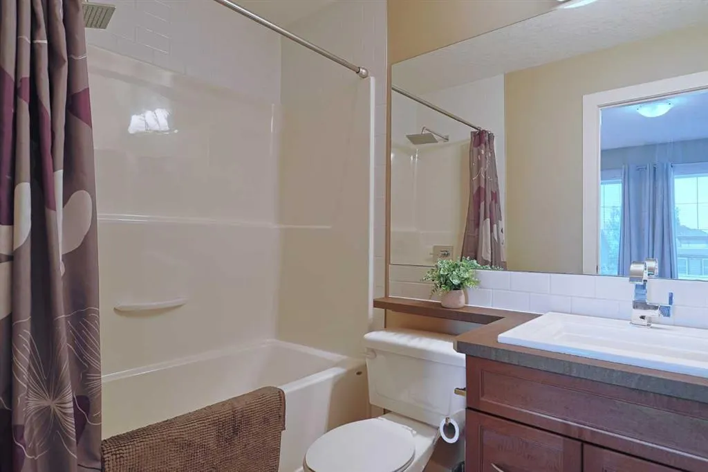 505 Evanston Square NW