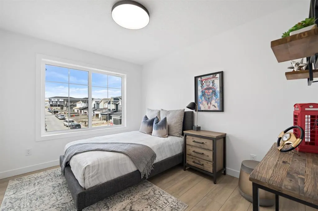 136 Carringvue Place NW