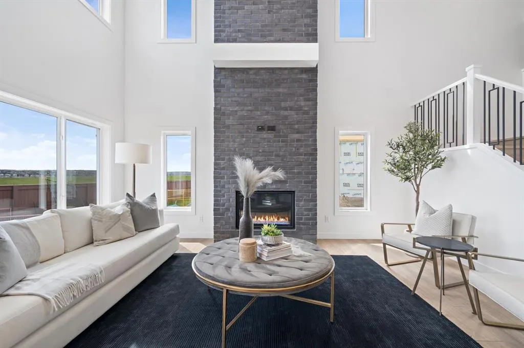 136 Carringvue Place NW