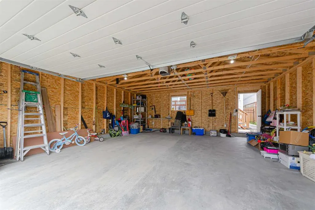 265 Fresno Place NE