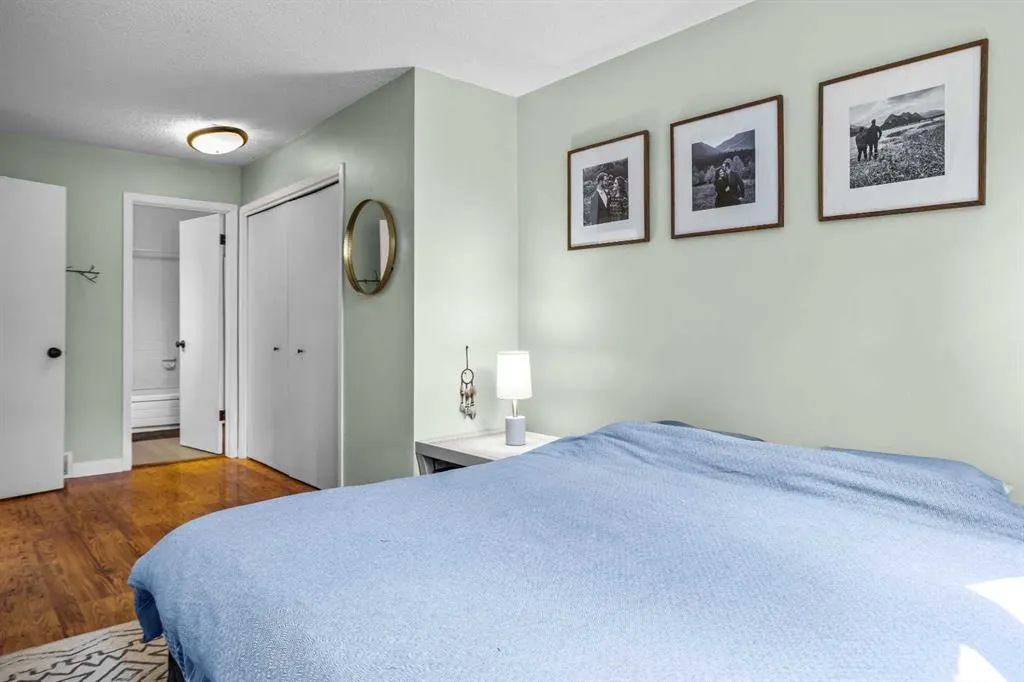 833 5th Street, #4
