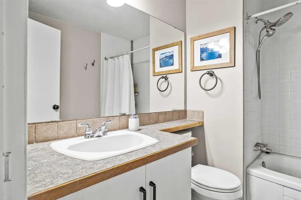833 5th Street, #4