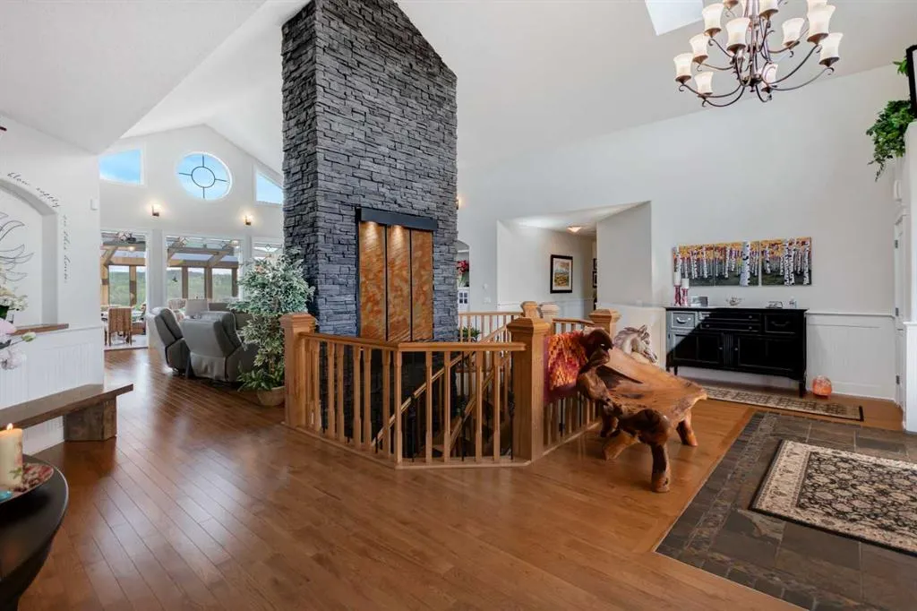 274256 272 Street W, #100