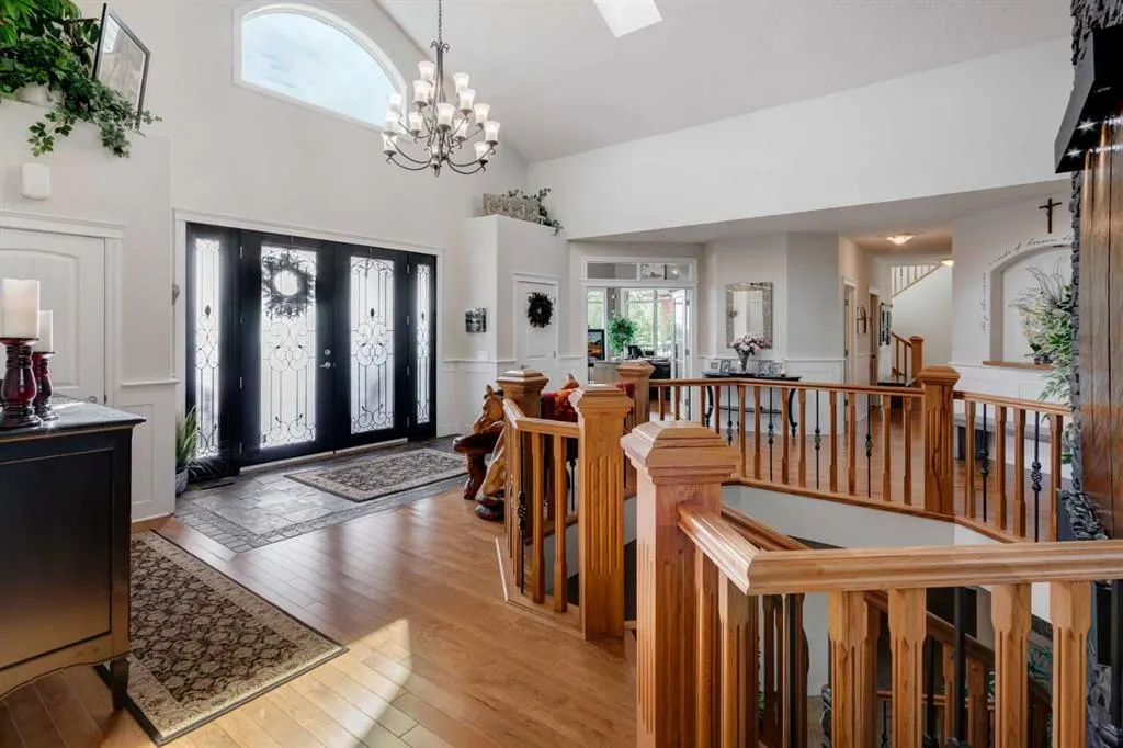 274256 272 Street W, #100