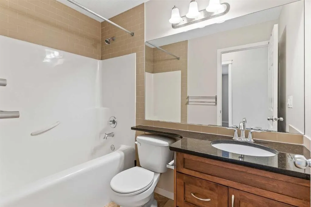77 Auburn Glen Common SE