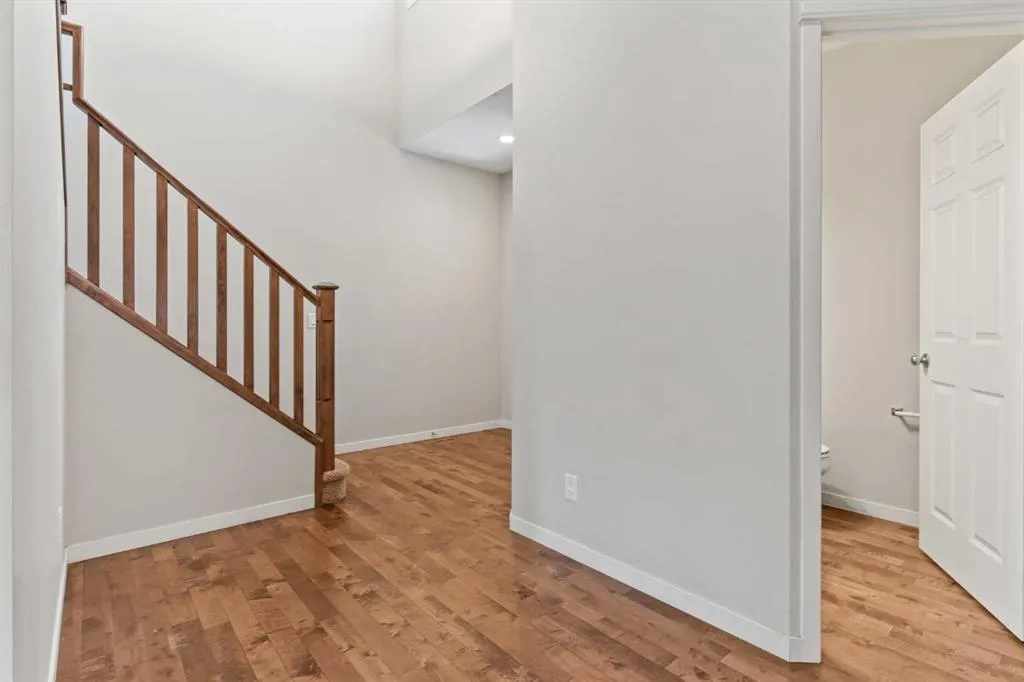 77 Auburn Glen Common SE