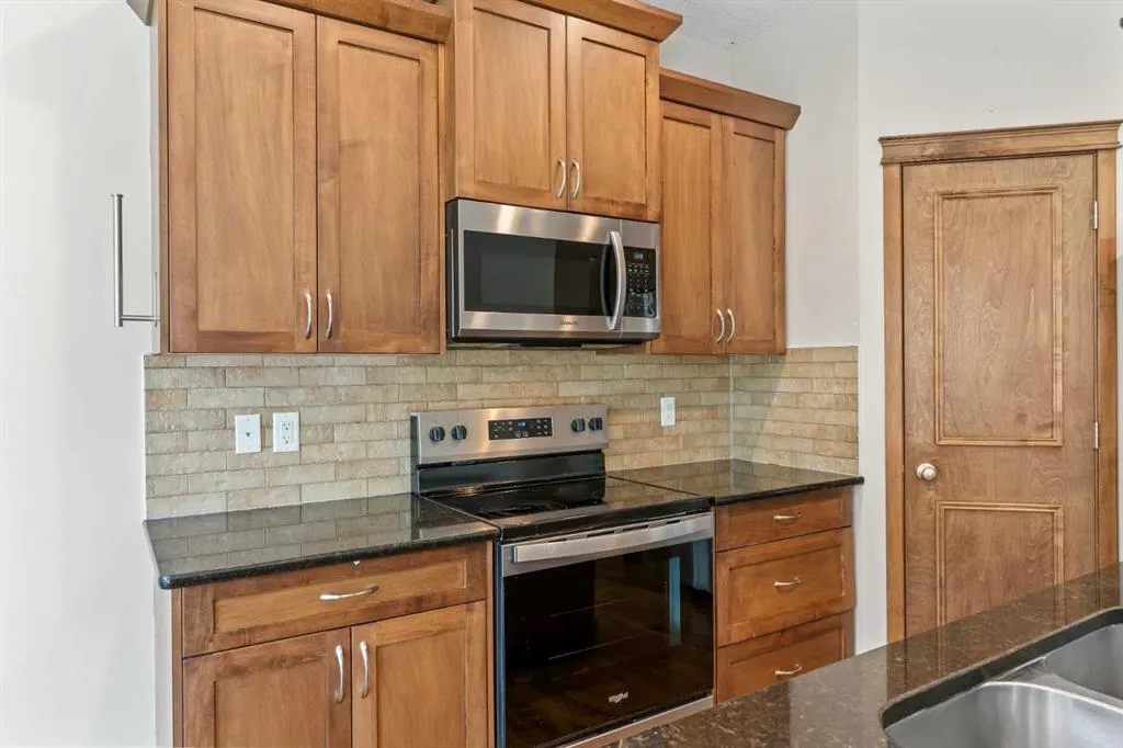 77 Auburn Glen Common SE