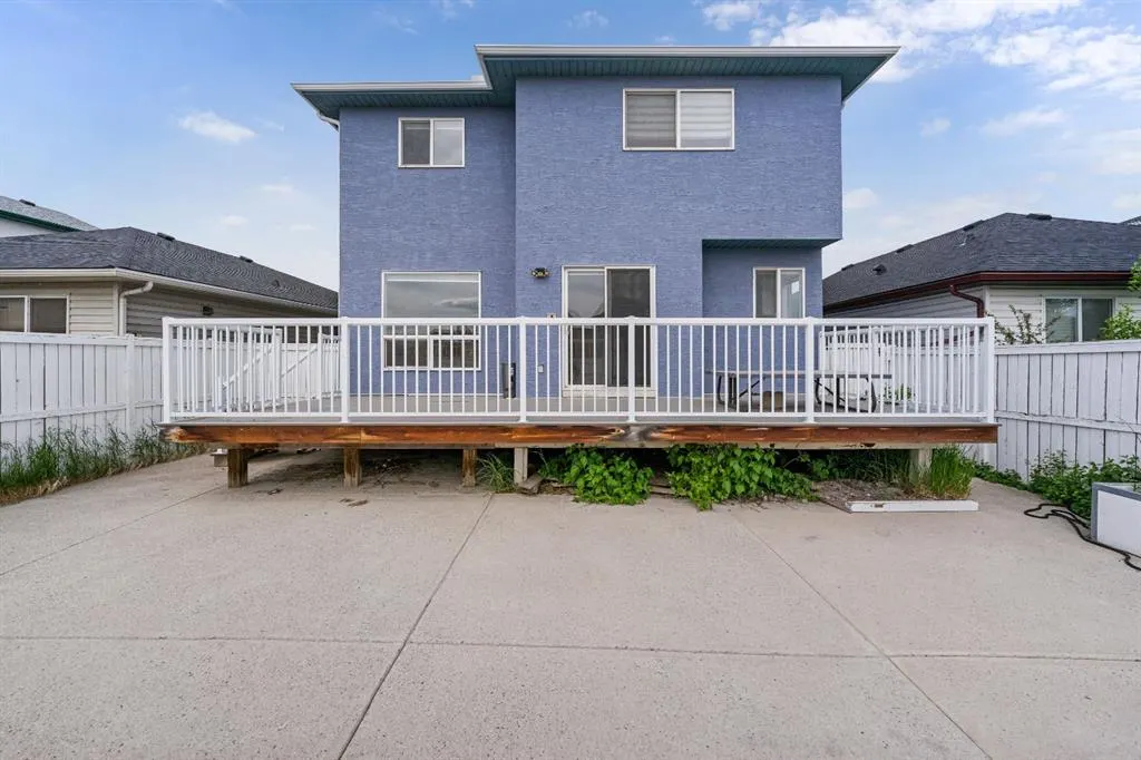 81 Taracove Crescent NE