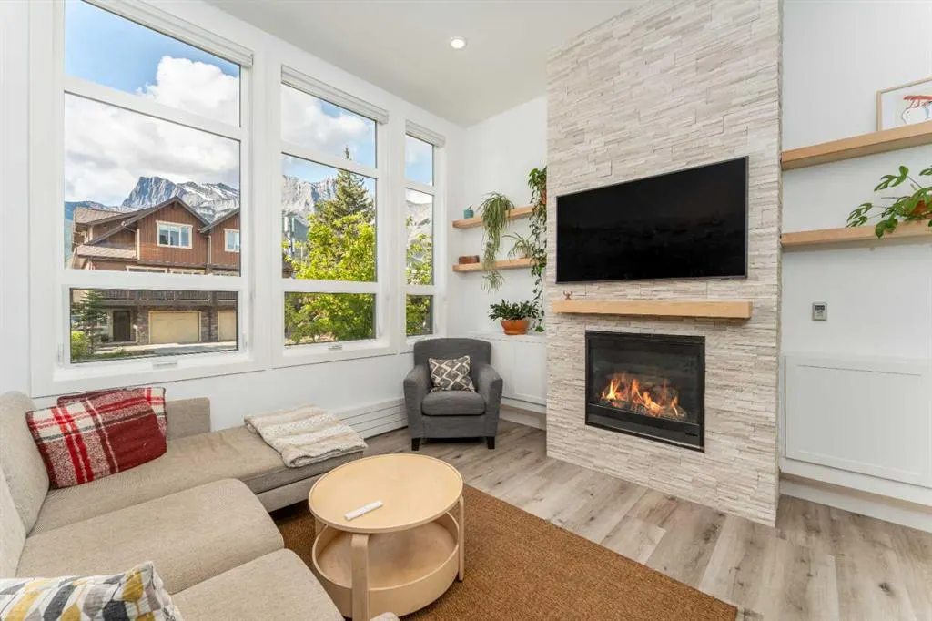 810 7th Street, #108