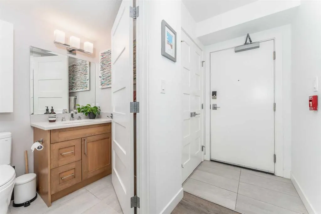 810 7th Street, #108