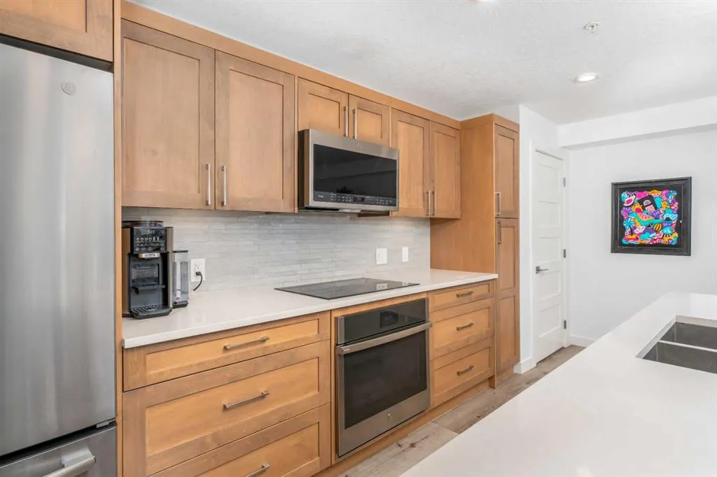 810 7th Street, #108