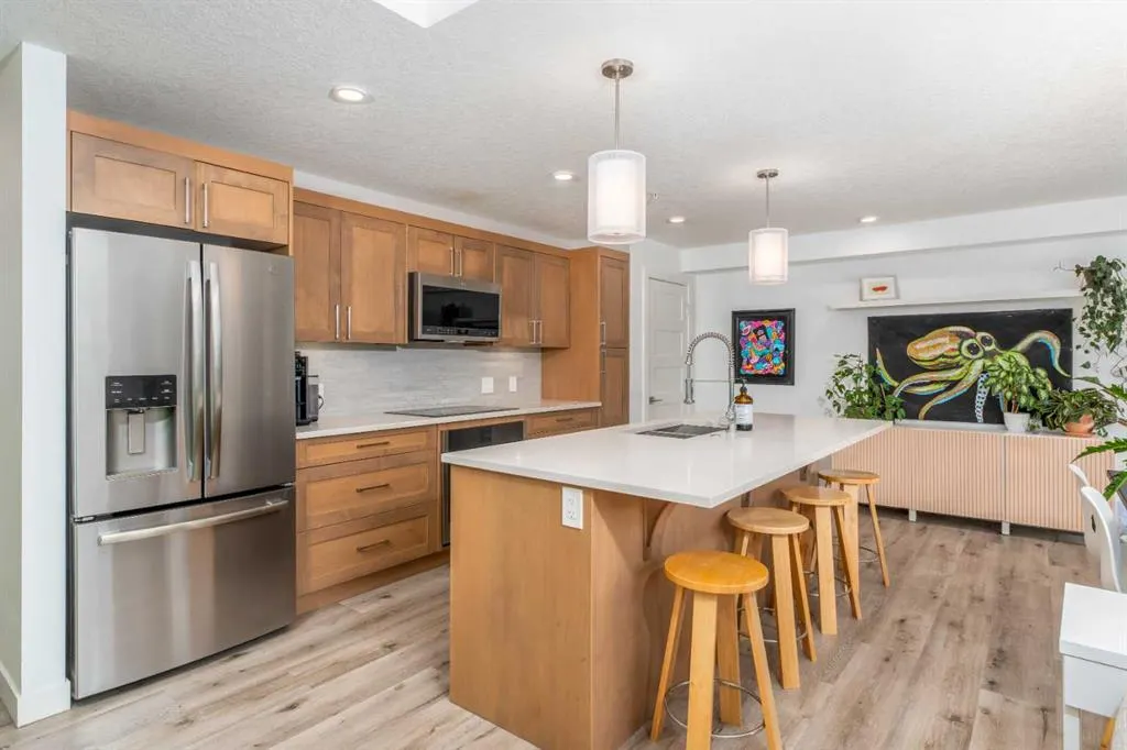 810 7th Street, #108