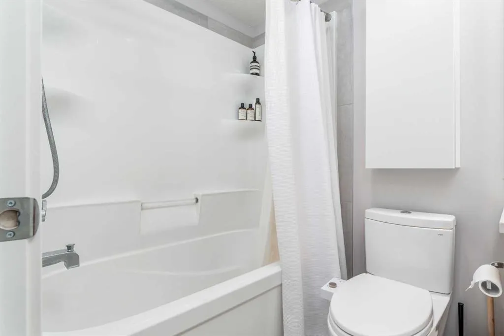 810 7th Street, #108