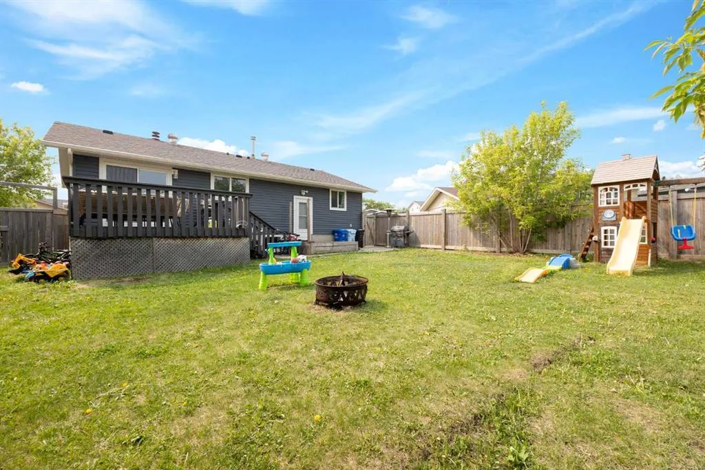 169 Beaufort Crescent