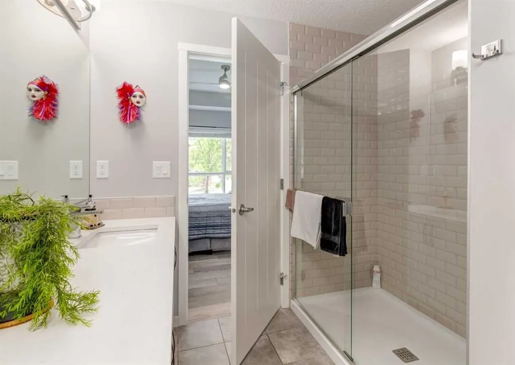 370 Harvest Hills Common NE, #113