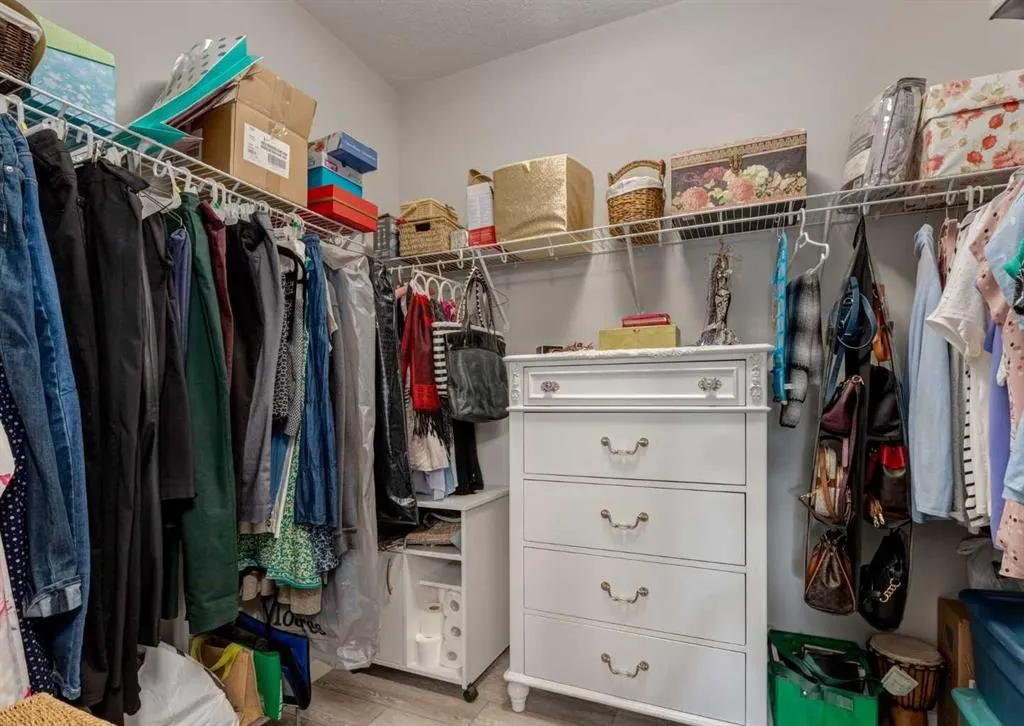 370 Harvest Hills Common NE, #113