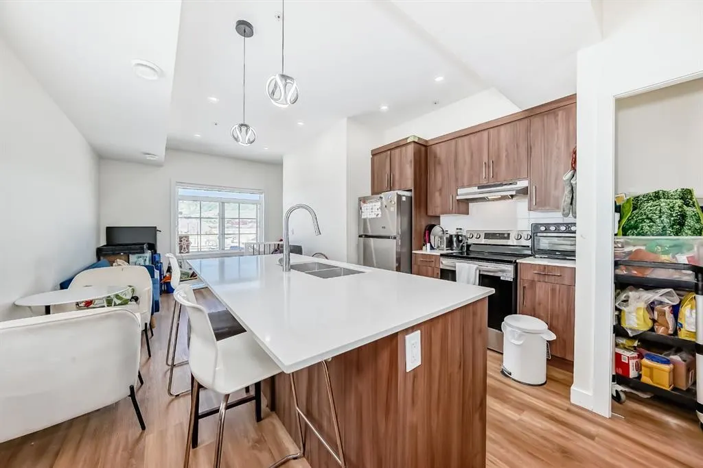 156 Park Street, #309