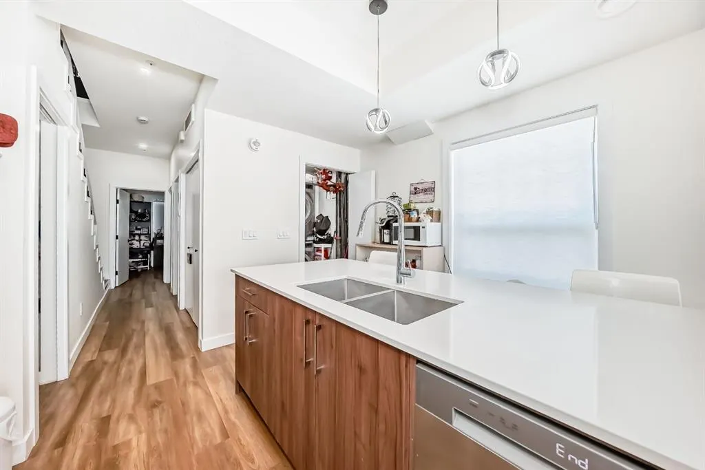 156 Park Street, #309