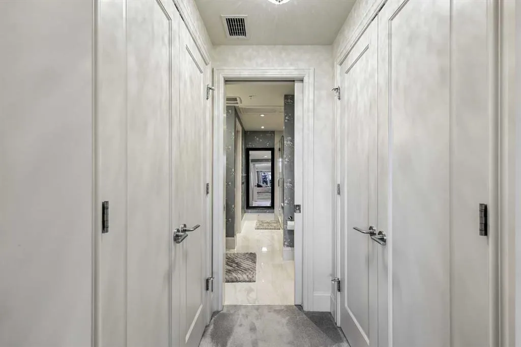 211 Quarry Way SE, #205