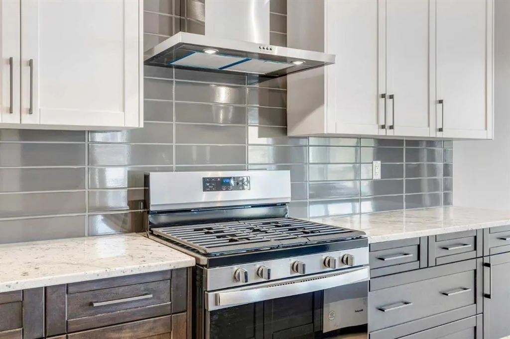 92 Sundown Crescent